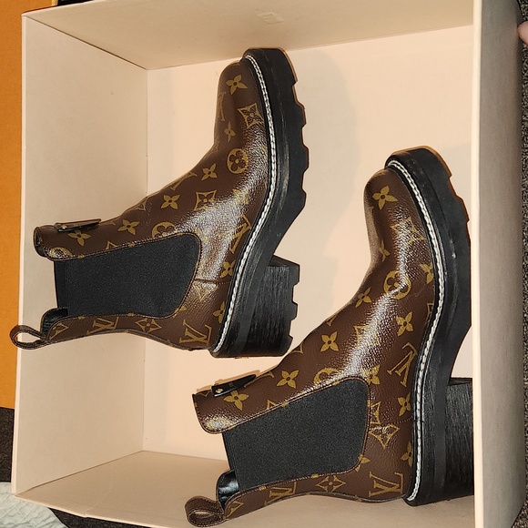36.5 Louis Vuitton Beaubourg Ankle Boot Shoes - LV Monogram - Picture 9 of 14